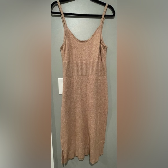 Brand: Express Size XL /  light pinkish - Picture 2 of 4